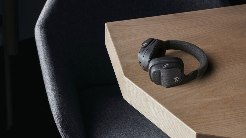 Yamaha YH-L700A: Immersive Klangwelten für zuhause und unterwegs